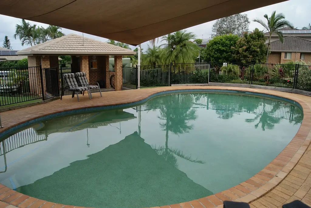 MERRIMAC HEIGHTS - Peaceful Residential Resort. Close to facilities & schools.