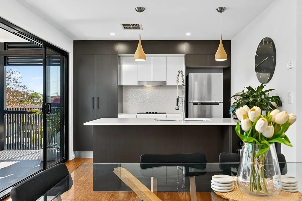 Camp Hill 3部屋 Elevated Living with Effortless Indoor-Outdoor Flow