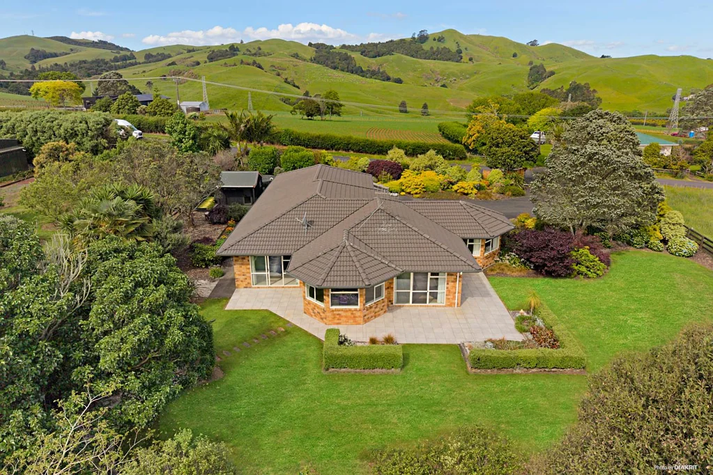 Pokeno 3ਬੈੱਡਰੂਮ LOCATION! LOCATION! LOCATION! - PERFECT!