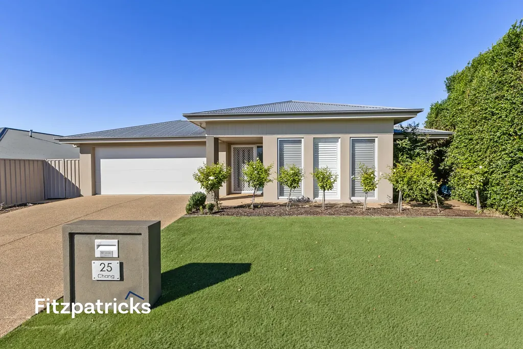 25 Chang Avenue, Lloyd, NSW 2650