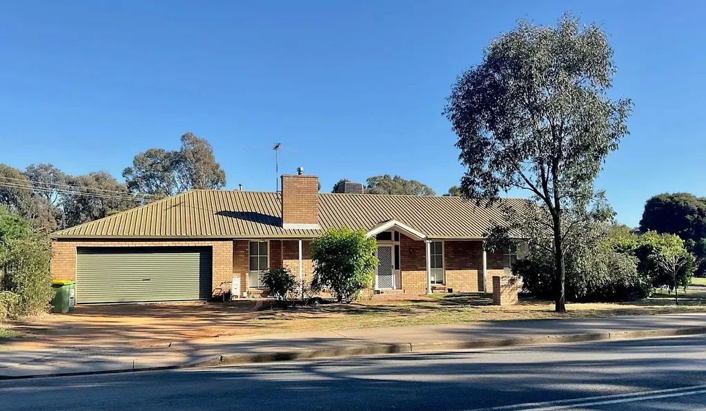 3 Bedroom Family Home