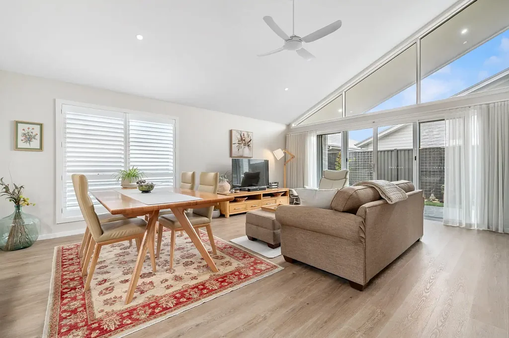 56/65 Eleanor Drive, Lucas, VIC 3350