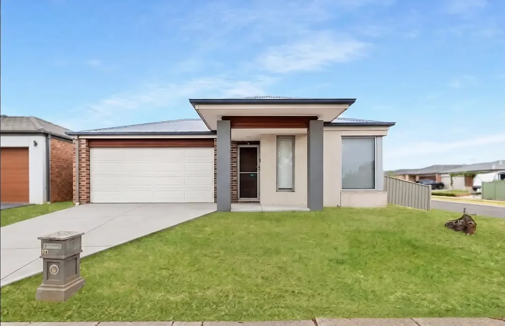 Maddingley 4침실 Spacious Family Living on 572sqm in the Prestigious Stonehill Estate
