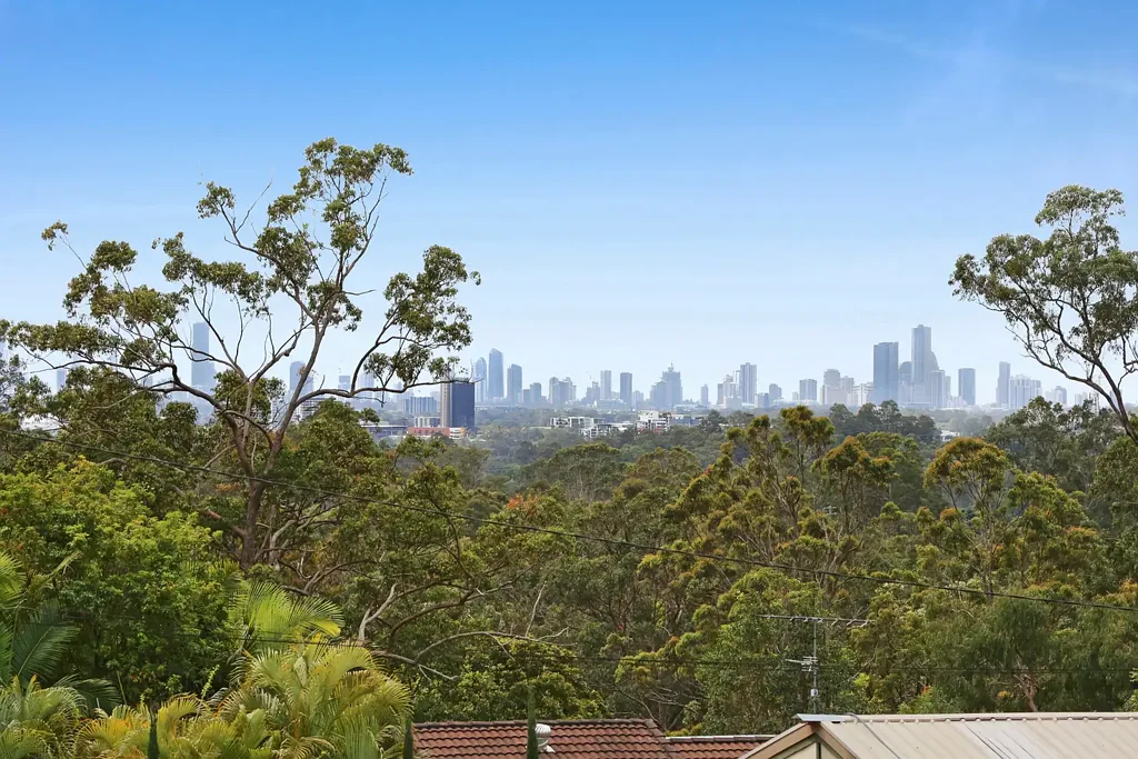 Mudgeeraba 4Zimmer Your Private Nature Retreat with Skyline Views Awaits!