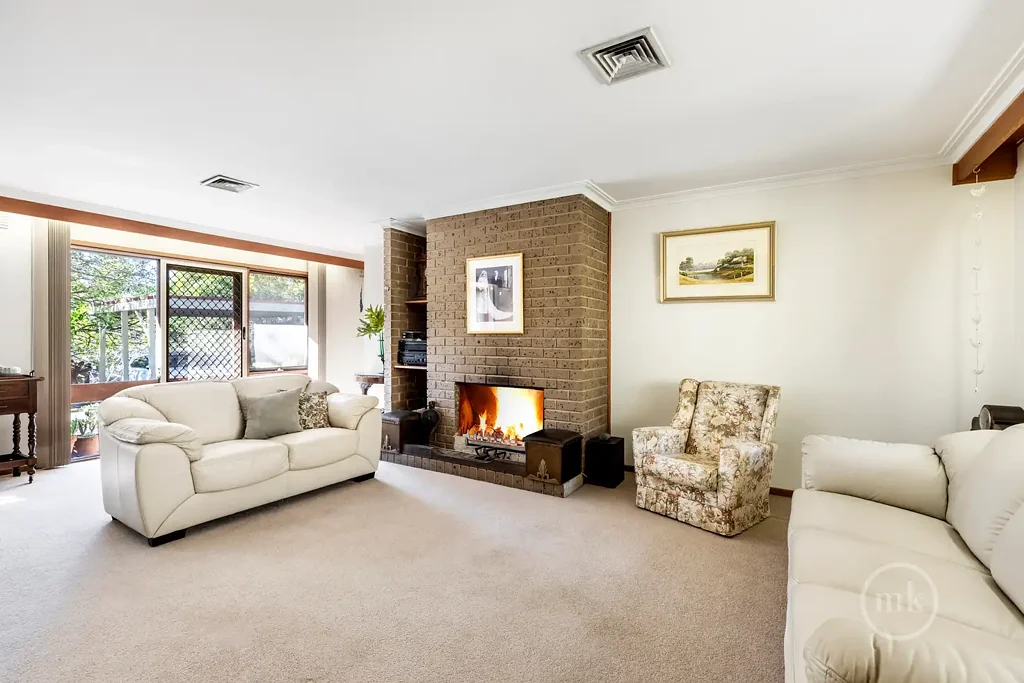 North Warrandyte 4 Bedroom Peaceful Living, Practical Features, And Timeless Charm