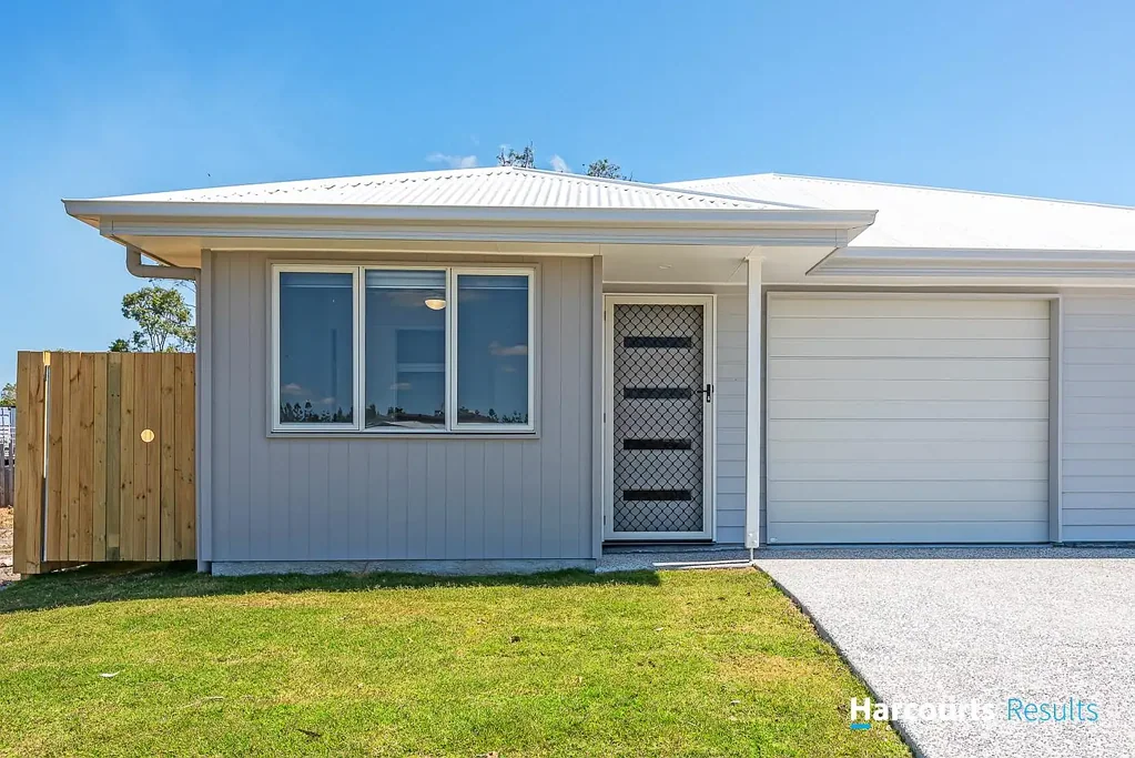 1year old duplex with solar power