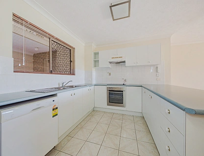 2/46 Robinson Street, Coorparoo, Brisbane - Eastern Region, 2房, 2浴, Apartment