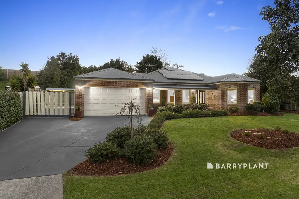 Beaconsfield 4Kwarto The Ultimate Family Entertainer in Beaconsfield's Best Pocket!