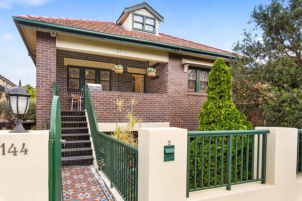 Coogee 4બેડરૂમ House-Like Proportions with Grand Interiors & Coastal Convenience