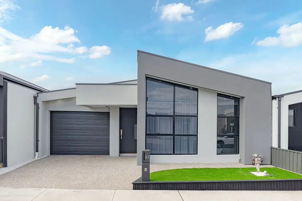 Greenvale 4Kwarto Brand New Family Home in Prime Greenvale Location