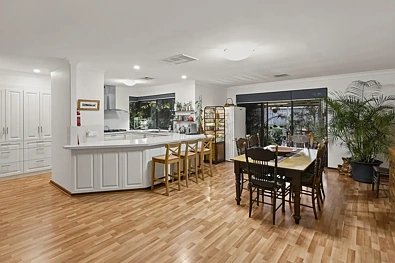 160 Kent Street, Rockingham, WA 6168, 4 chambres, 2 salles de bain, House