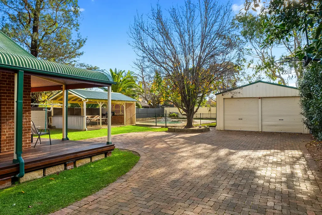 19 Havelock Street, Mcgraths Hill, NSW 2756