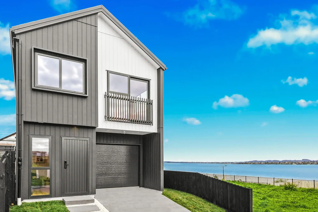 Hobsonville 4 Slaapkamer Living with Sea Views