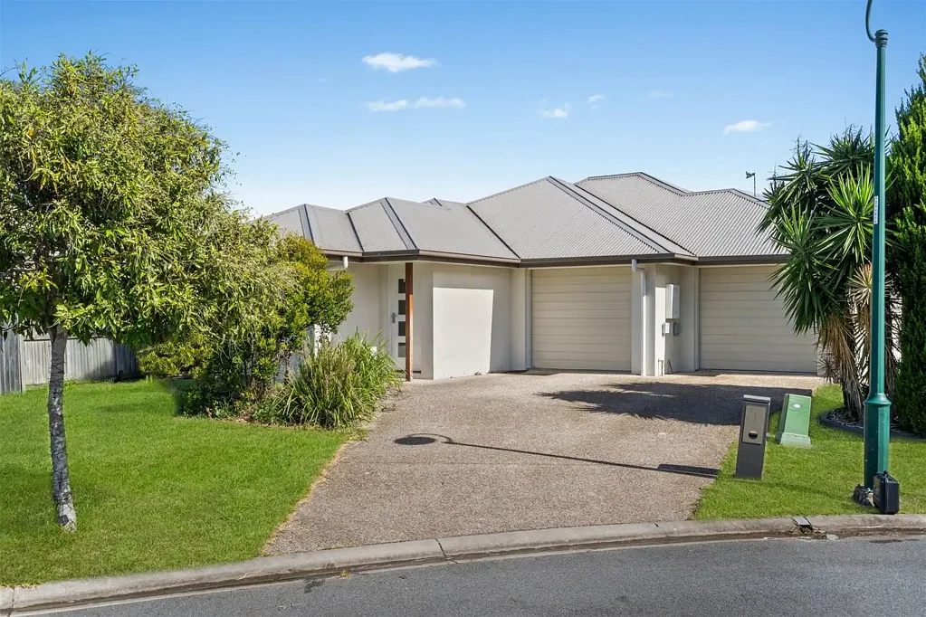 1 & 2/19 Poole Court, Caboolture, QLD 4510