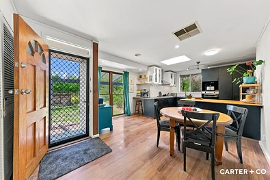 厨房 - 145 Ross Smith Crescent, Scullin, ACT 2614