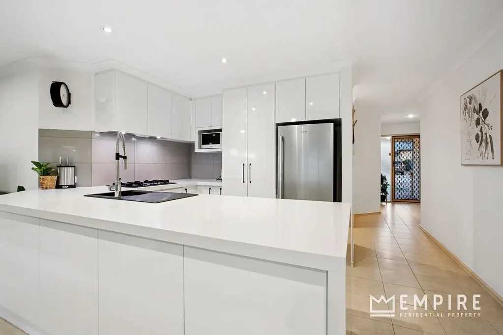 2B Birchley Road, Yangebup, WA 6164