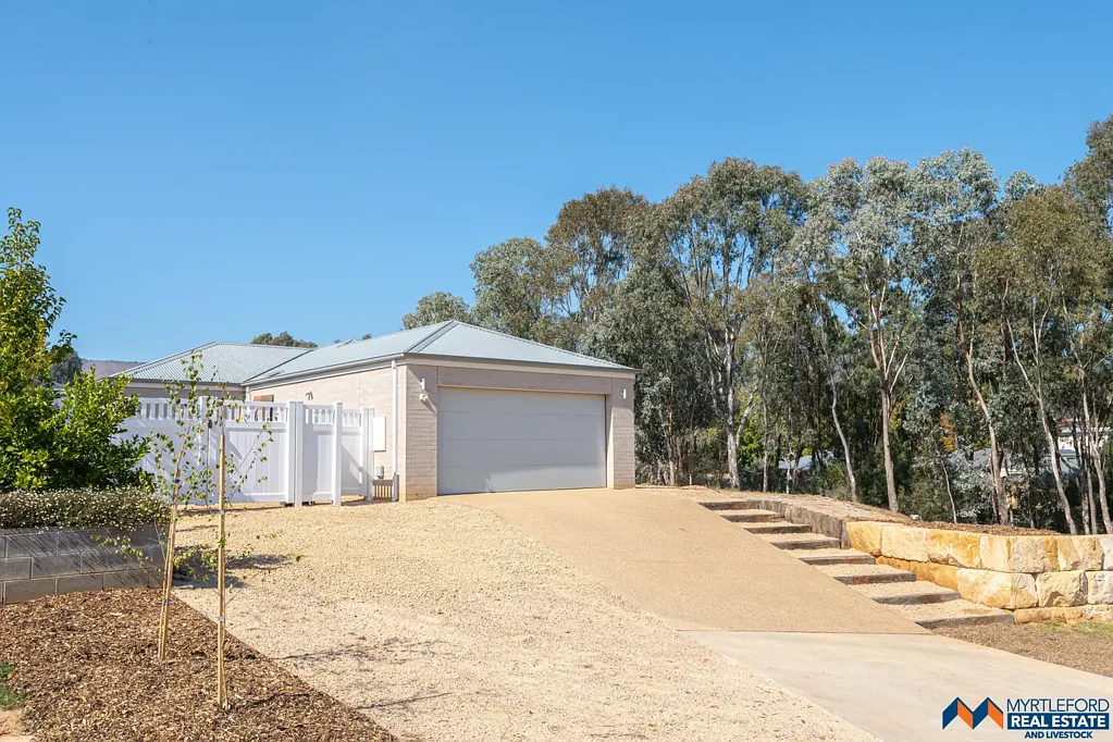 Myrtleford 4 Bedroom Stunning Family Home For Sale