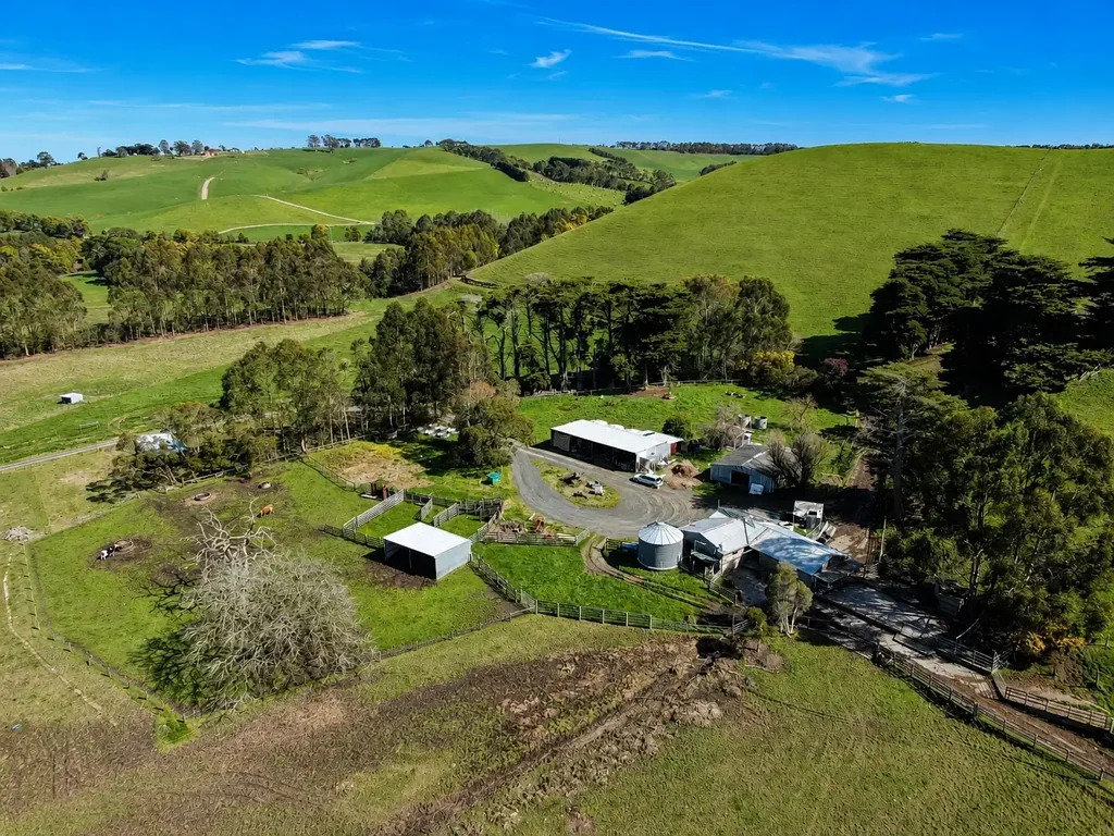 Kongwak Dairy with Amenities for Work and Lifestyle