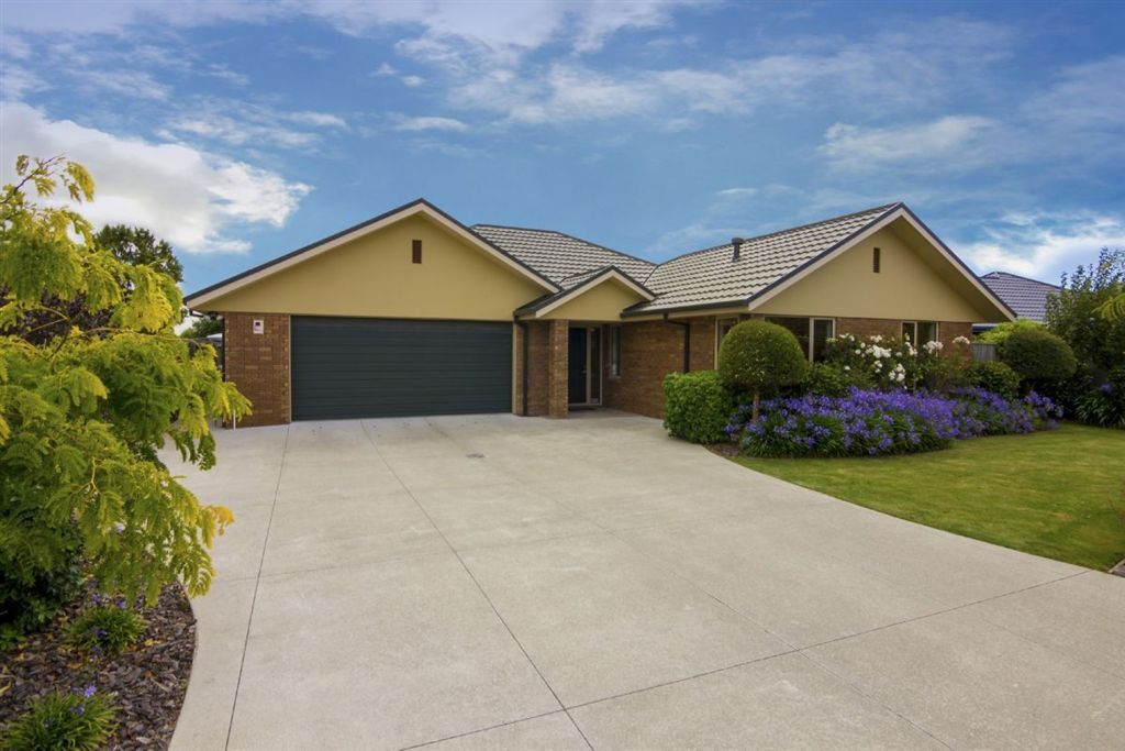 5 Gwen Place, Redwood, Christchurch, 4房, 2浴