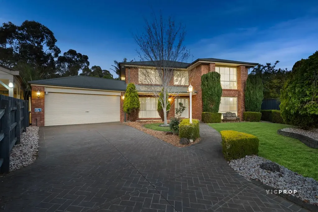 4 Brett Place, Ferntree Gully, VIC 3156