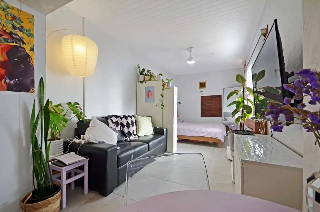 MODERN STUDIO APARTMENT