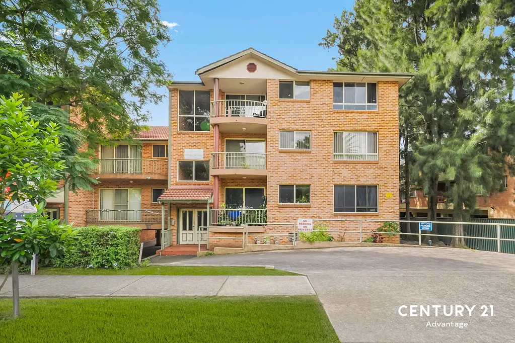 17/221-223 Dunmore Street, Pendle Hill, NSW 2145