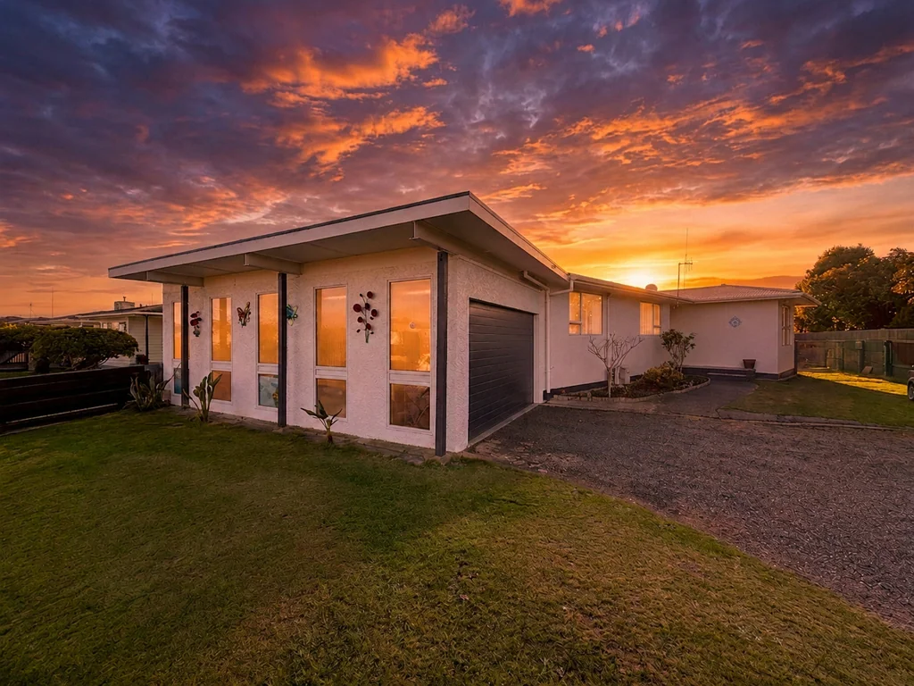 Cloverlea 3 Slaapkamer Comfortable Family Living with Exceptional Shedding