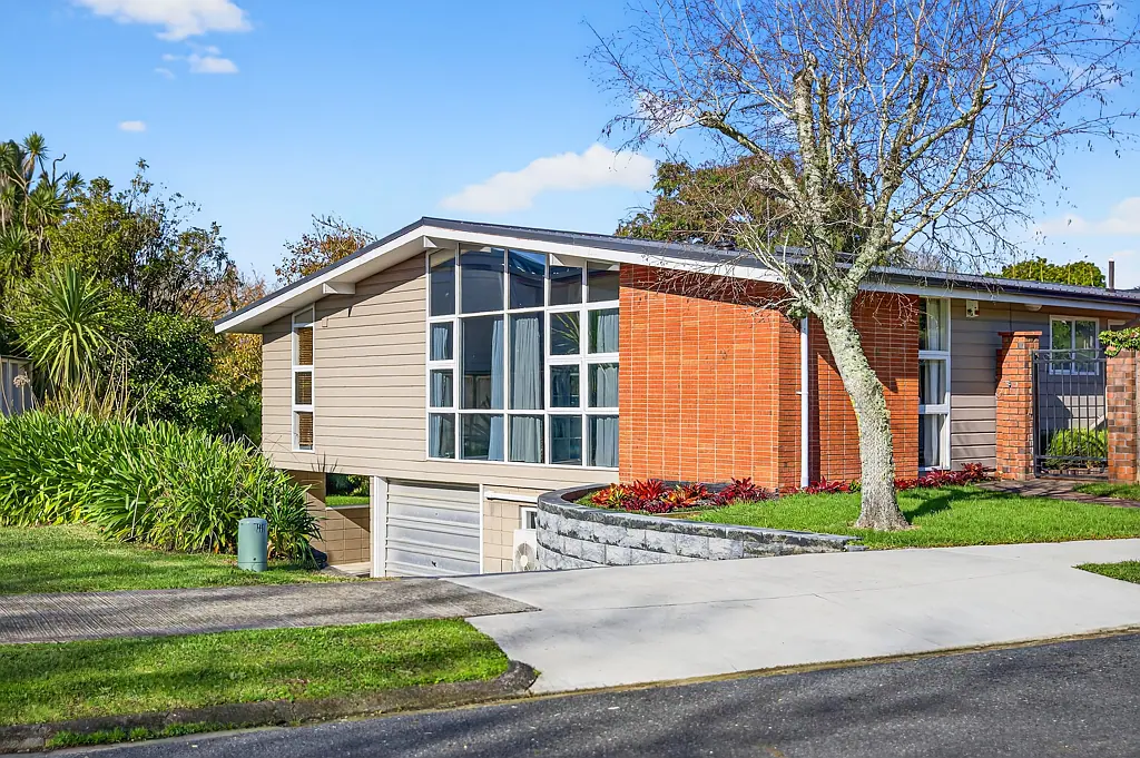 8 Blue Gum Rise, Sunnyhills, Manukau City, Auckland