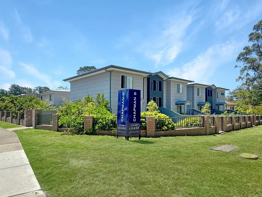 Spacious 3-Bedroom Townhouse in a Prime Location