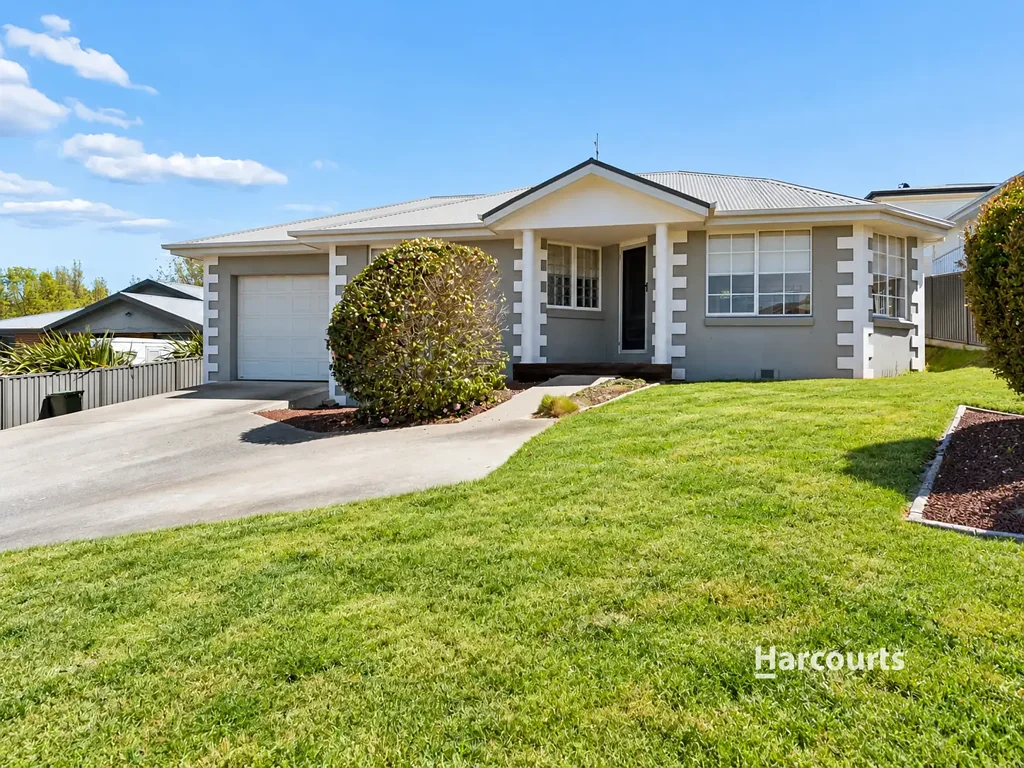 West Ulverstone 2Kwarto Neat as a Pin and Ready to Move In…