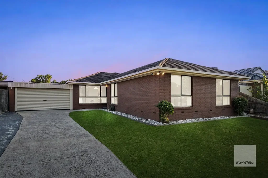 Keilor Downs 4कमरा Spacious family home in a sought after location