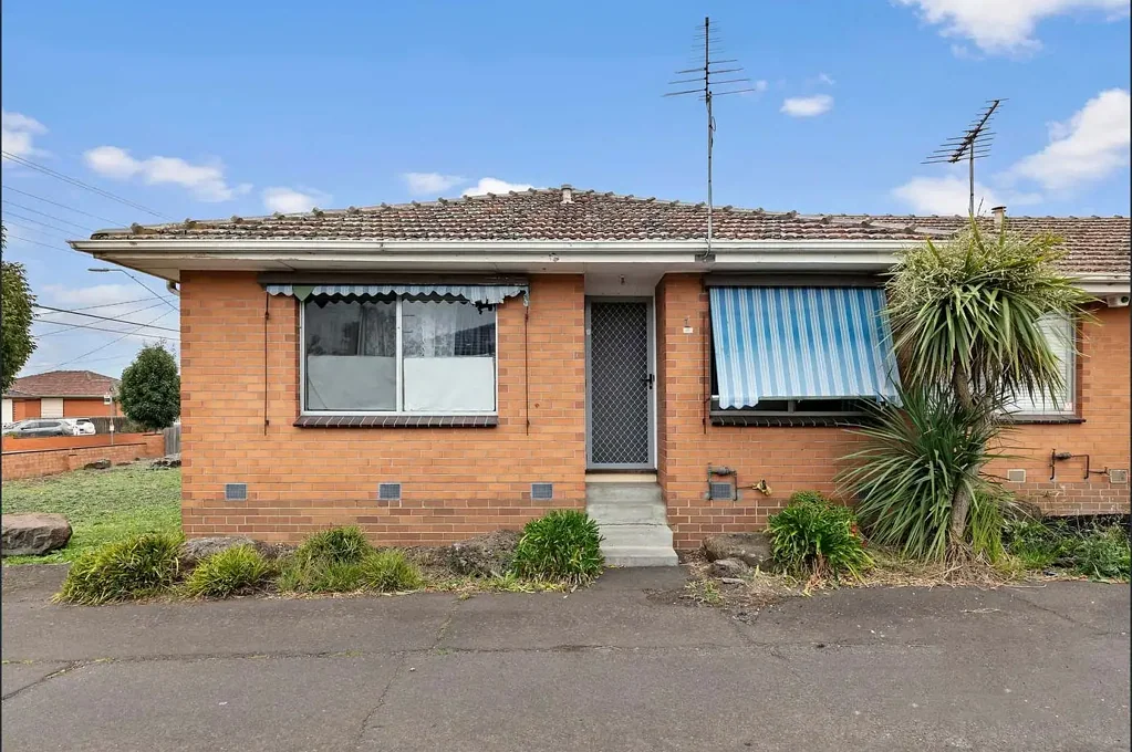 Low-Maintenance Two-Bedroom Home in a Central Thomastown Location