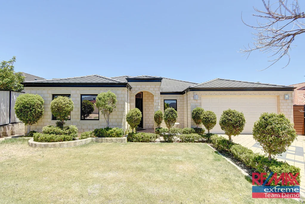 12 Narranbee Ridge, Tapping, WA 6065