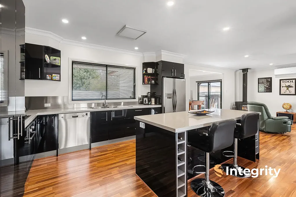 Kinglake 3 Bedroom Family Home with Space and Style-An Opportunity Not to Miss