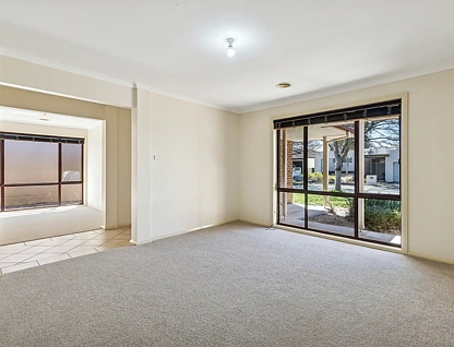 10 Benaroon Circuit, Amaroo, ACT 2914, 4 slaapkamers, 2 badkamers, House
