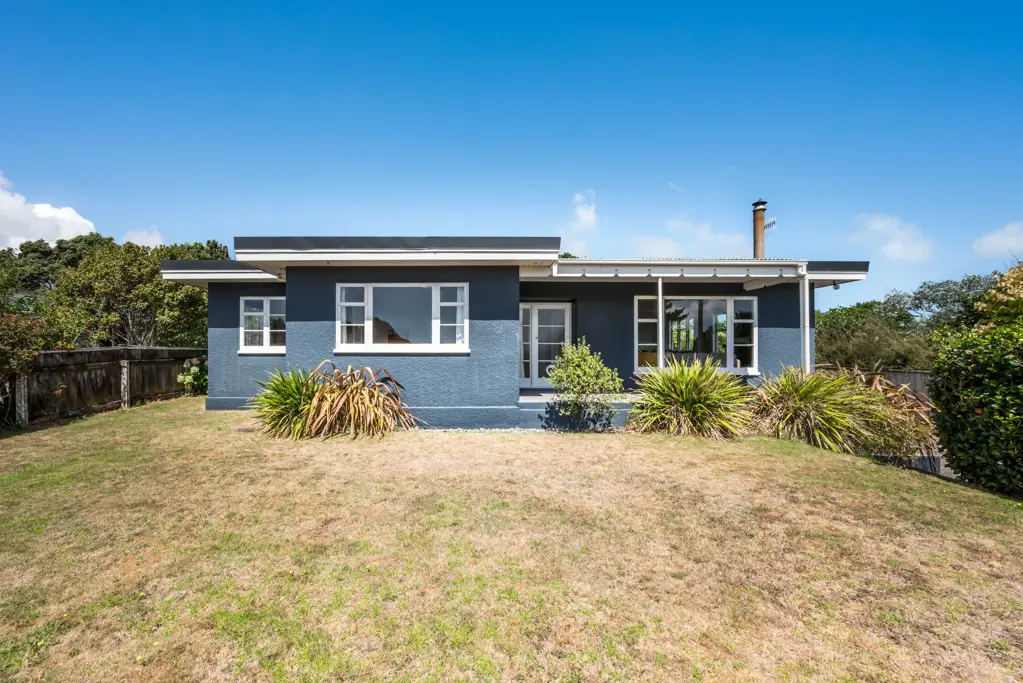 Raumati Beach 3房  Sunny Home with Studio