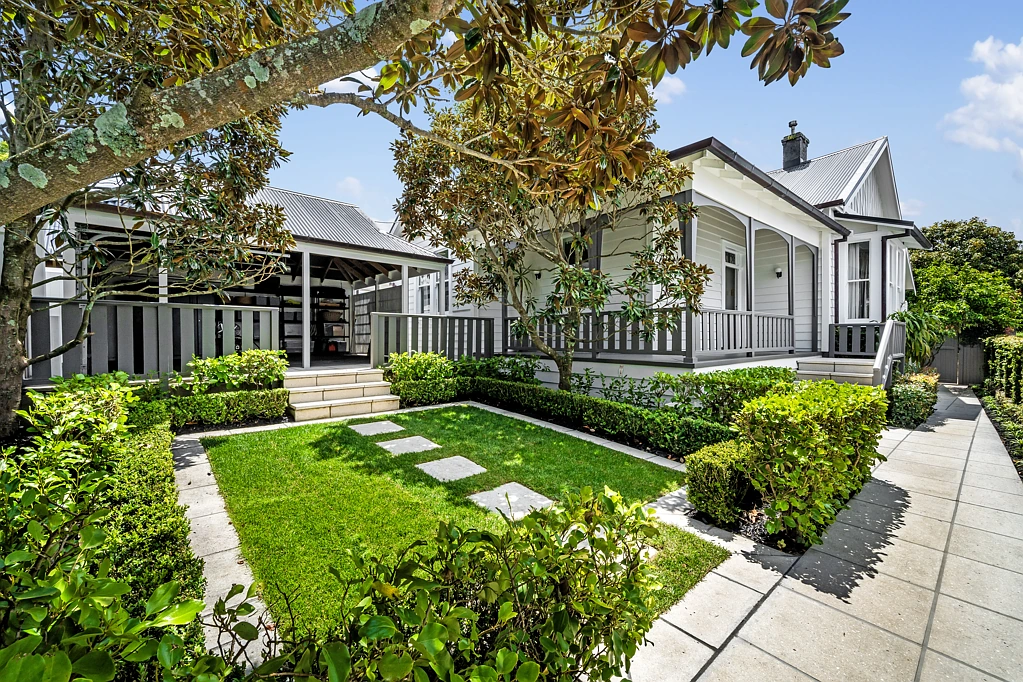 Remuera 4બેડરૂમ Timeless Villa Charm