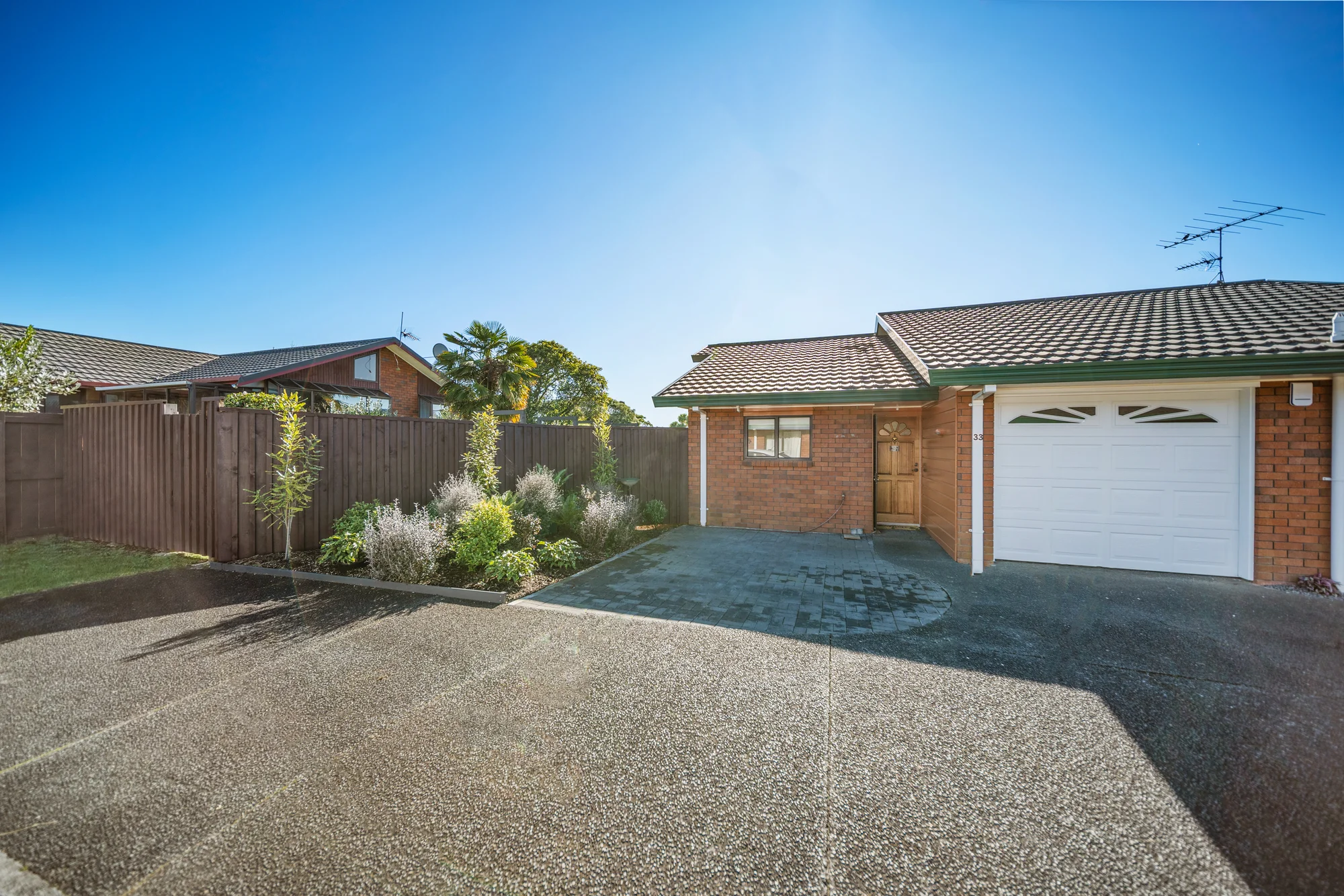 Pukekohe 2chambre Perfectly Positioned at Kitchener Close!
