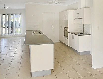 地址保密, Bohle Plains, Townsville, 4 غرف, 2 حمامات, House