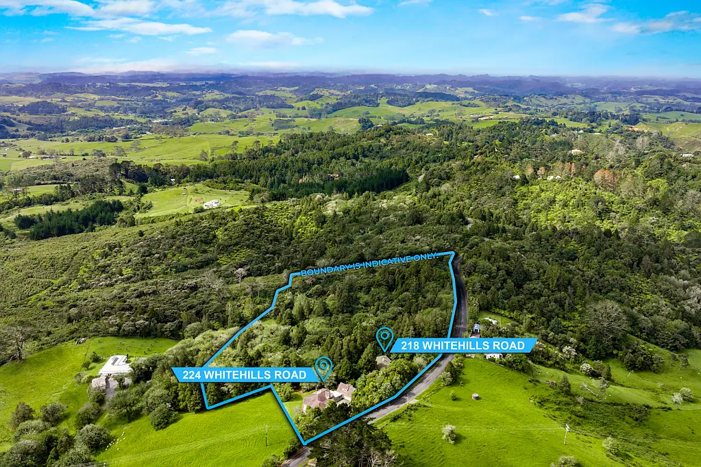 Waitoki 6ਬੈੱਡਰੂਮ Country Living: Two Houses for the Price of One!