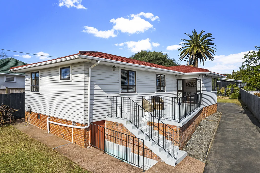 5 Keats Place, Blockhouse Bay, Auckland City, Auckland
