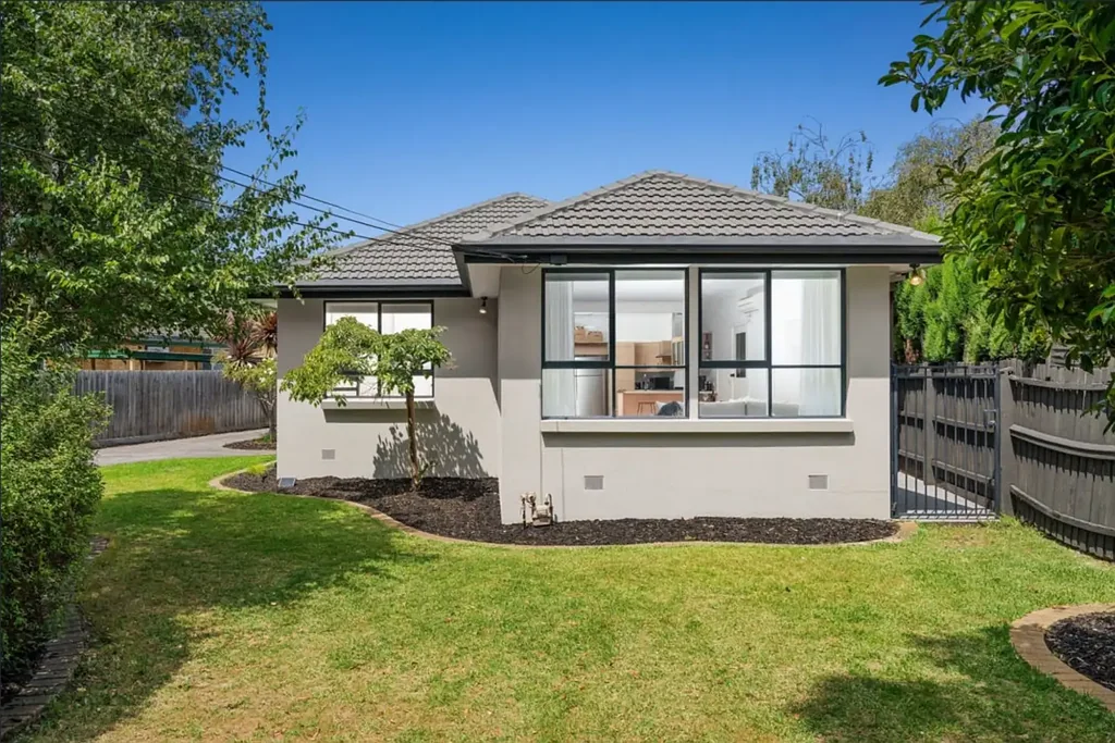 THE BRIEF: MODERN 4BR FAMILY HOME IN A QUITE COURT LOCATION