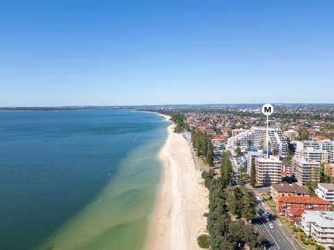 Brighton-Le-Sands 3 Bedroom Northeast corner apartment with superb water views Premium coastal lifestyle