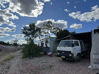 Lightning Ridge 2房  WLL 16227, Lightning Ridge