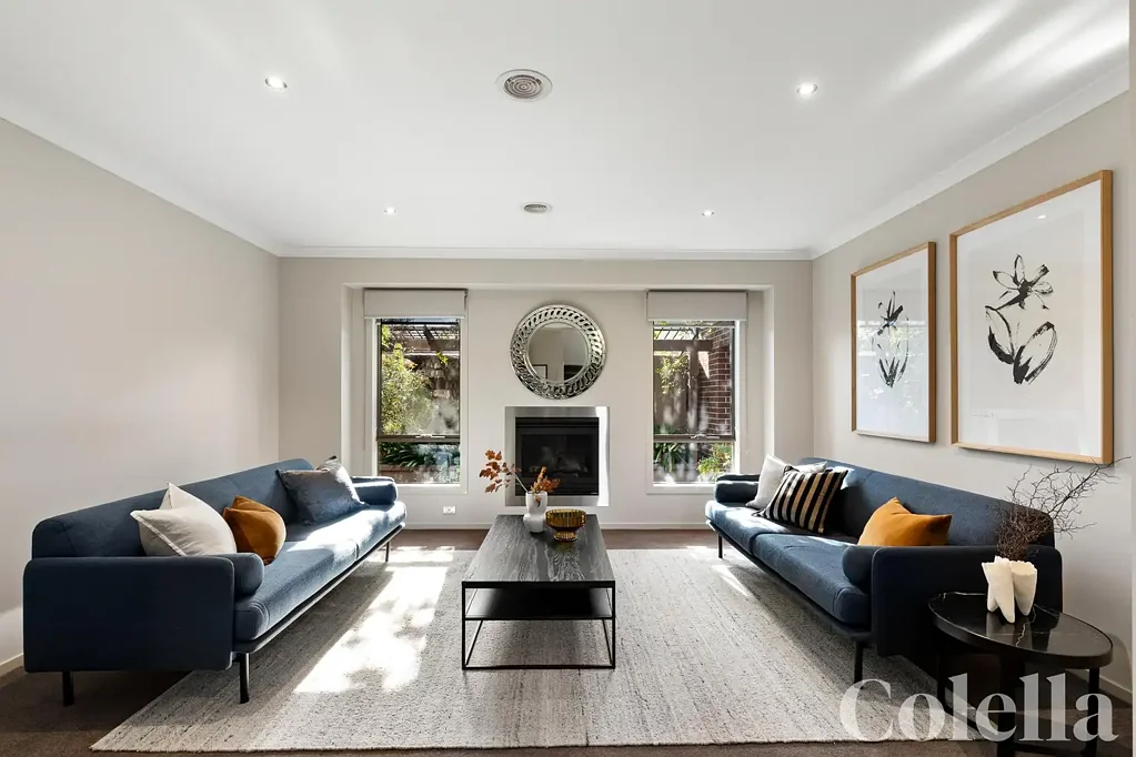 Malvern East 5ห้องนอน A Huge Family Haven with Chadstone Convenience