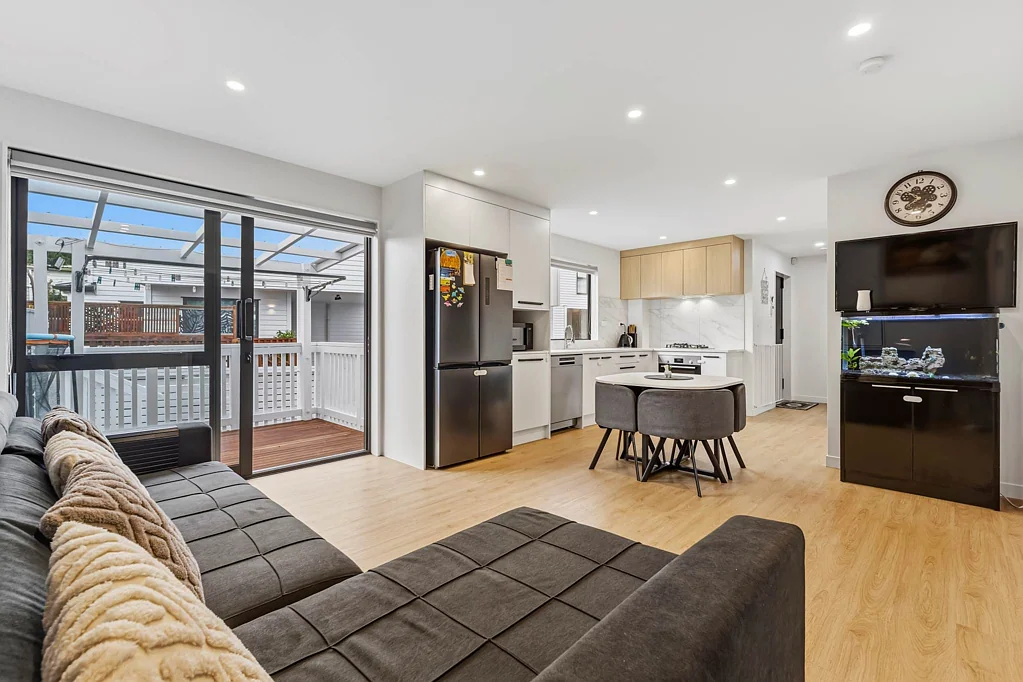 Manurewa 3房  Modern Living, Outstanding Opportunity