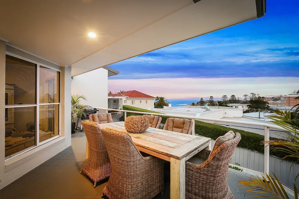 Furnished unit with ocean views in quiet complex