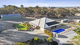 150 Hunts Road, Tooperang