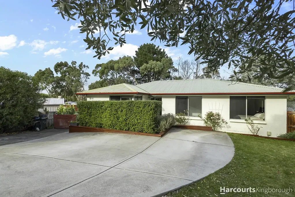 17 Wattle Street, Kingston, TAS 7050