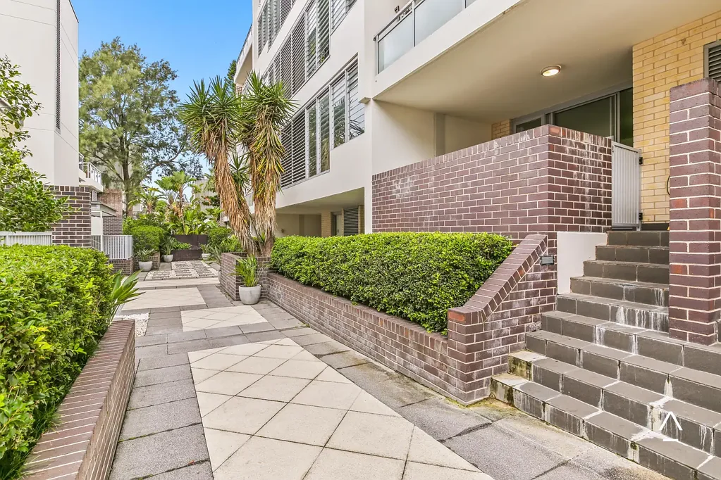 Stylish One-Bedroom Living in a Prime Inner-City Setting